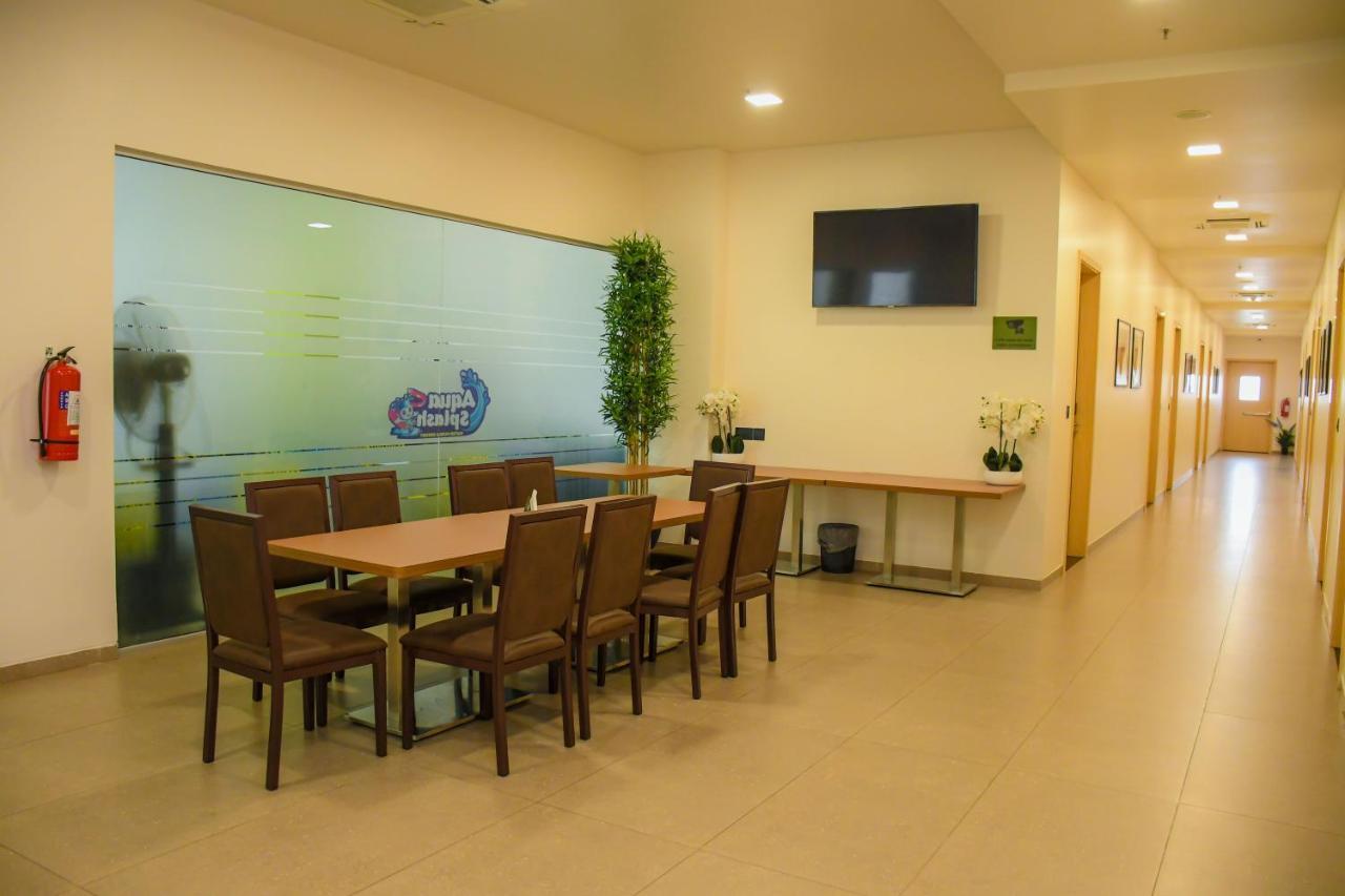 Aqua Inn Hotel Kinshasa Kültér fotó